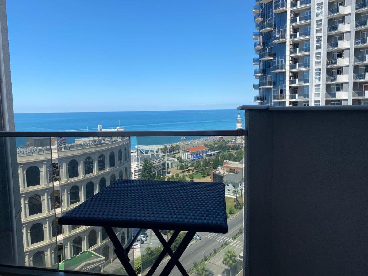Orbi Sea Tower Apartment バトゥーミ エクステリア 写真