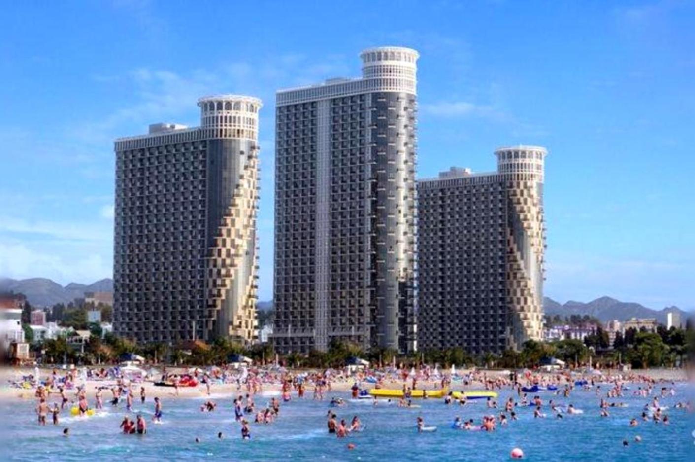 Orbi Sea Tower Apartment バトゥーミ エクステリア 写真