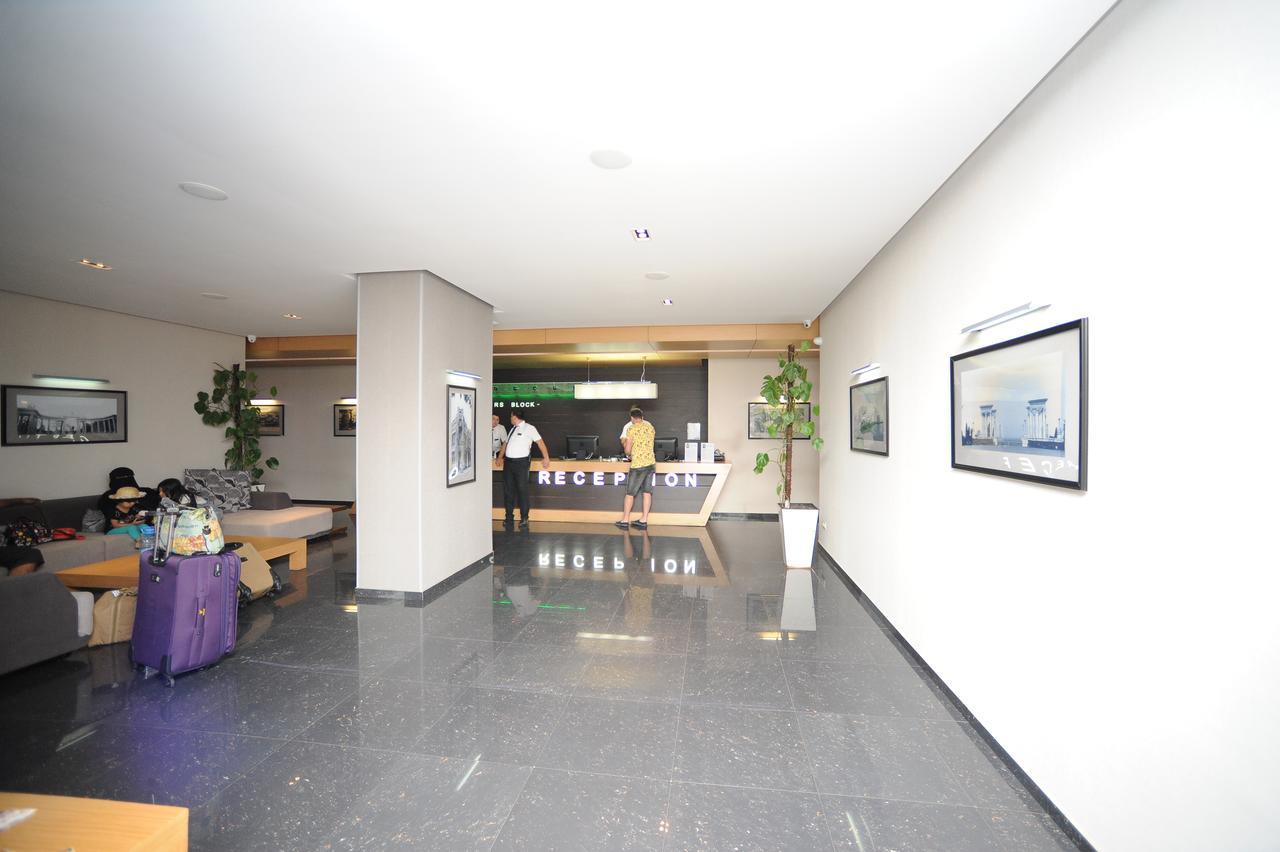 Orbi Sea Tower Apartment バトゥーミ エクステリア 写真